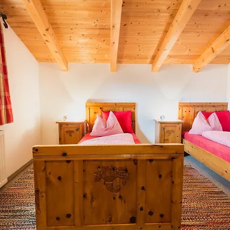 Landhaus Rieder ניוסטיפט אים סטובאיטל